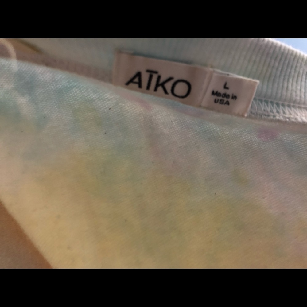 sweatshirt - Picture 3 of 3